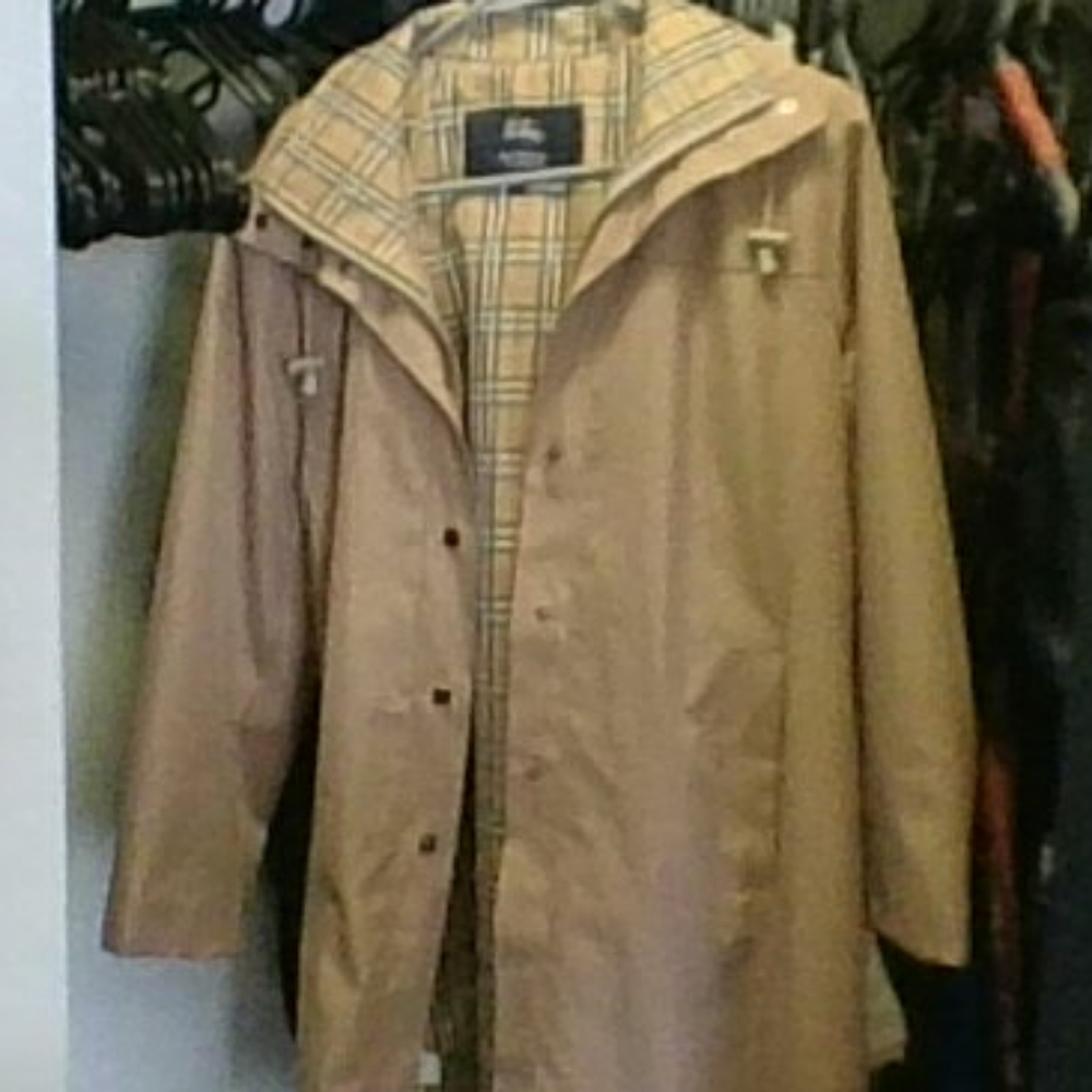 Burberry Summer Trench Coat